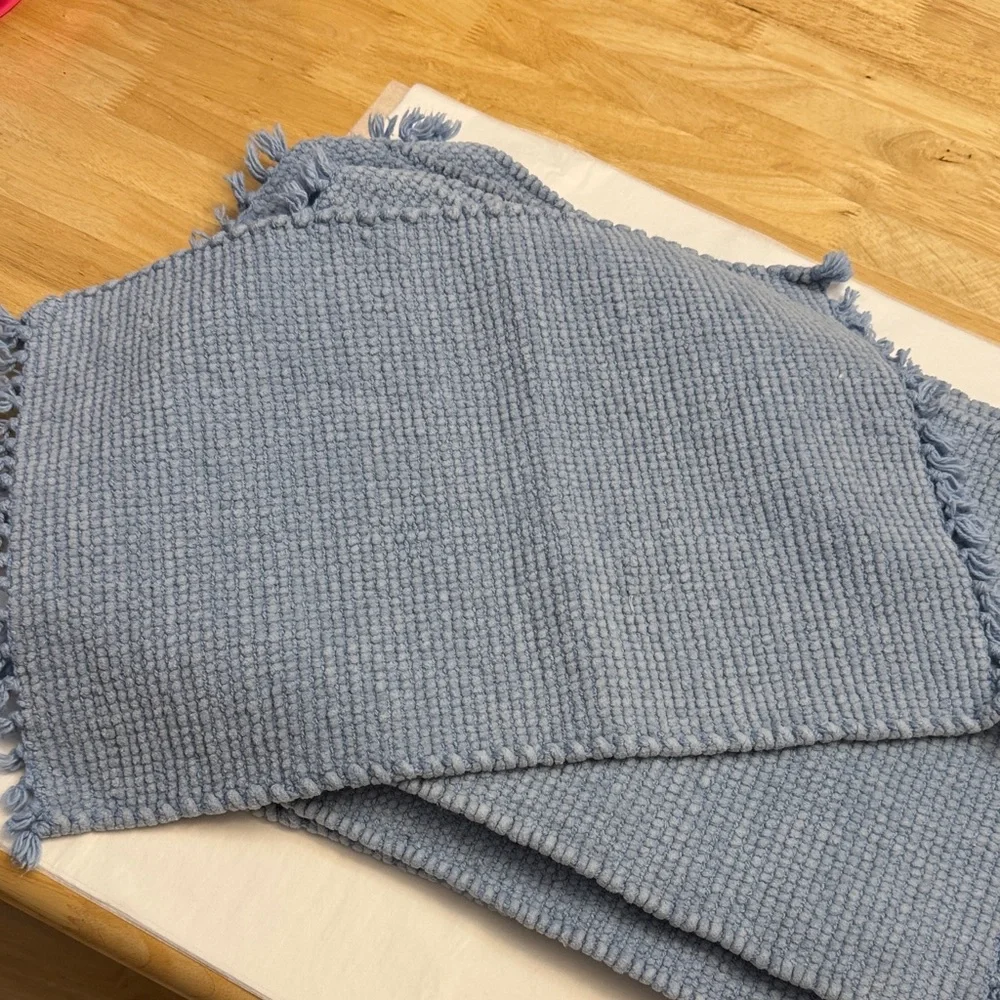 Set of 8 Blue Woven placemats , heavyweight reversible fabric, excellent